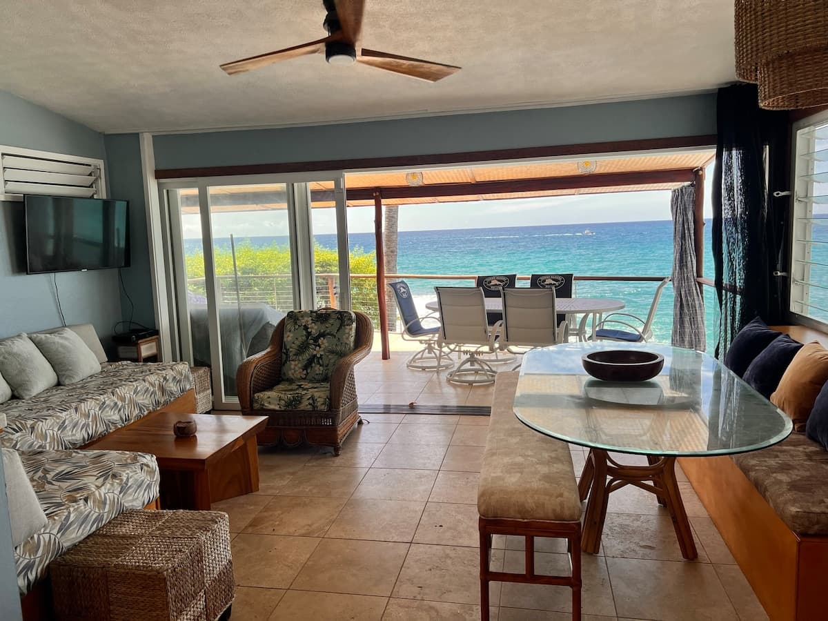 Home in Kailua-Kona · ★4.8 · 2 bedrooms · 6 beds · 3 baths - Photo 2