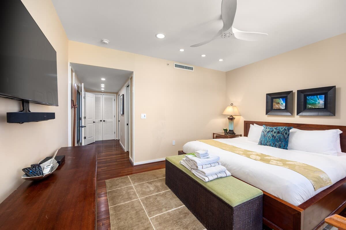 Villa in Kahuku · ★4.9 · 4 bedrooms · 8 beds · 3 private baths - Photo 3