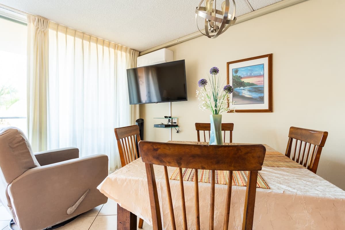 Condo in Kihei · ★4.79 · 1 bedroom · 2 beds · 1 private bath - Image 13