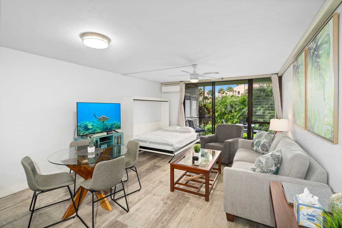Home in Kihei · ★4.98 · 1 bedroom · 2 beds · 2 baths - Photo 5