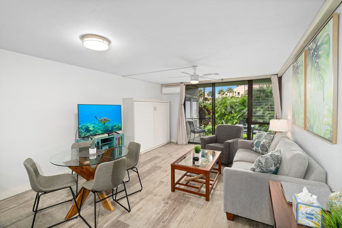 Home in Kihei · ★4.98 · 1 bedroom · 2 beds · 2 baths - Photo 2