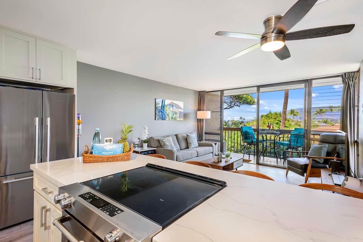 Condo in Kihei · ★4.95 · 1 bedroom · 1 bed · 1 private bath - Photo 2