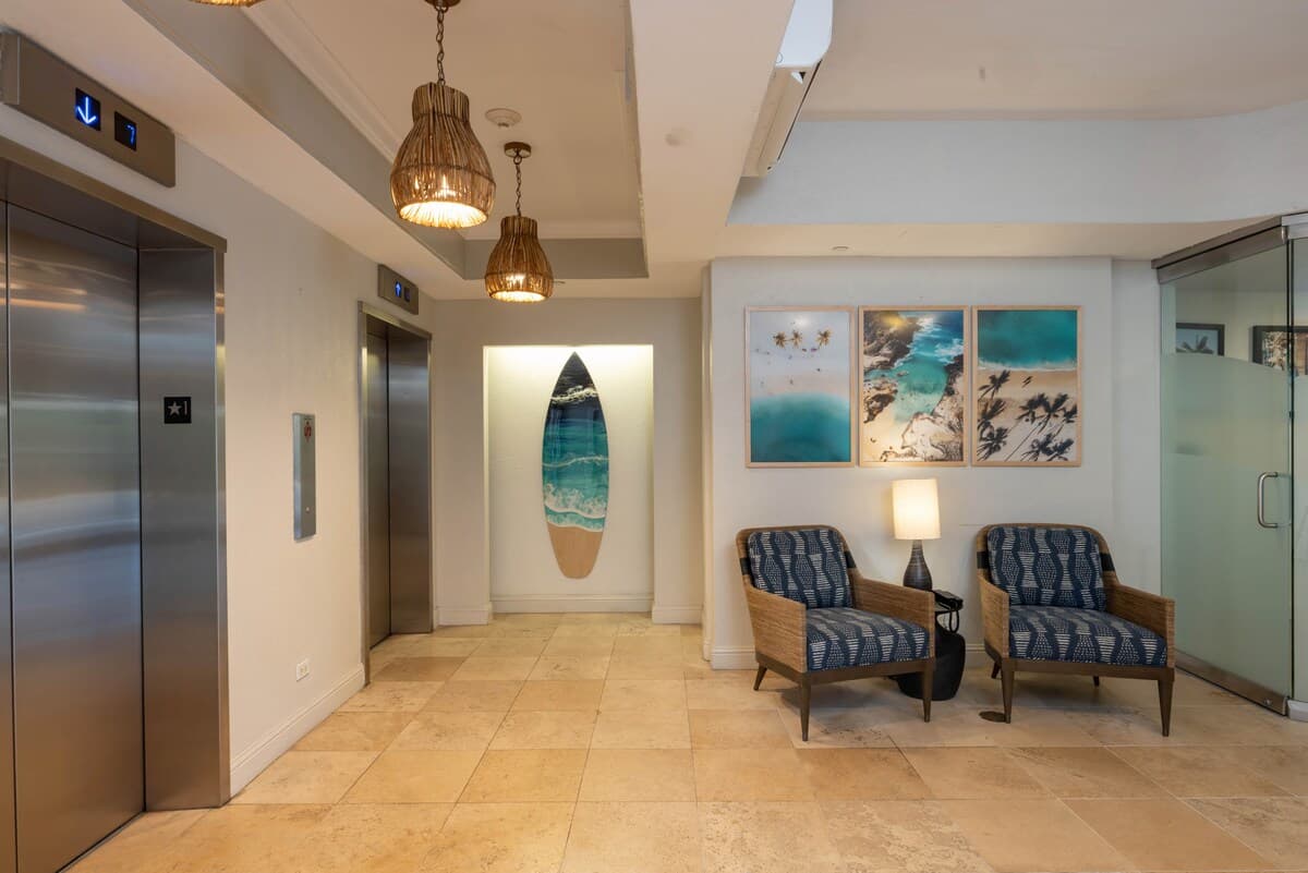 Regency Waikiki City Vw 2B Never-end summer deal! - Photo 4