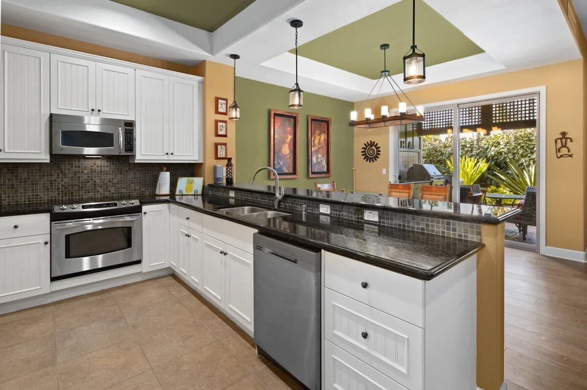 Townhouse in Waimea · ★4.87 · 2 bedrooms · 3 beds · 2.5 baths - Photo 5
