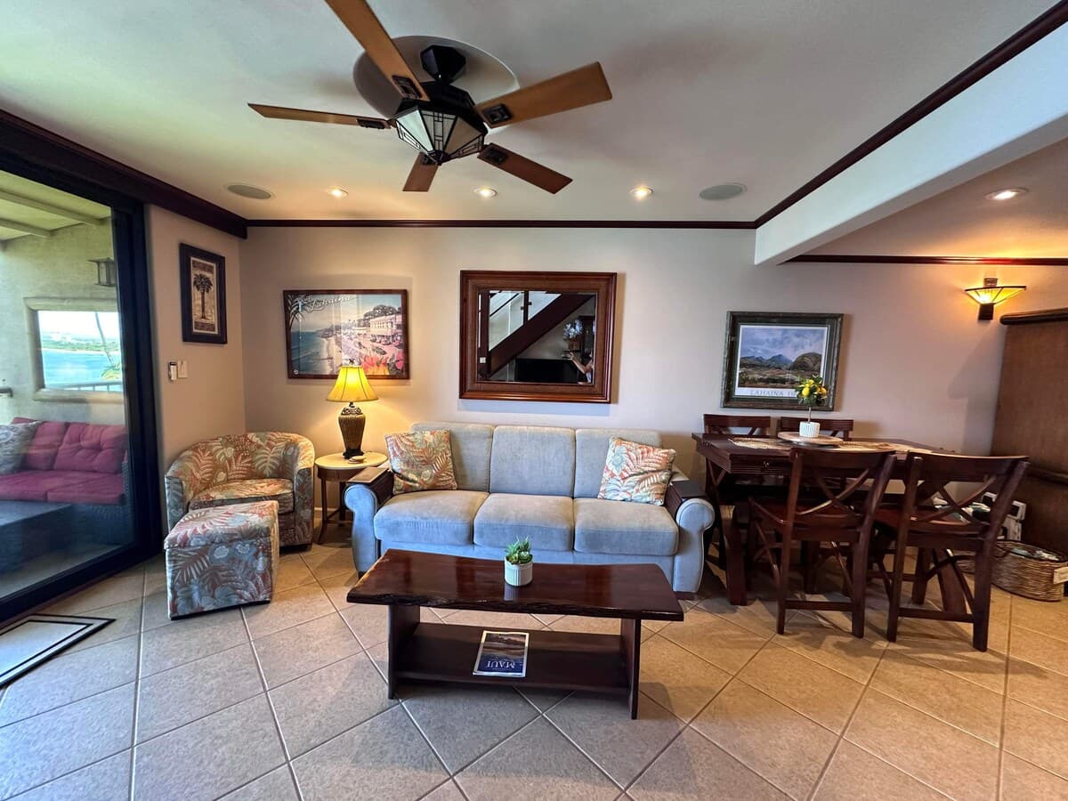 Condo in Wailuku · ★5.0 · 2 bedrooms · 3 beds · 2 baths - Photo 3