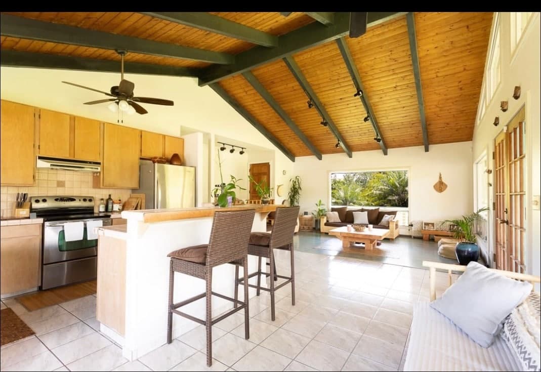 Home in Keaau · ★4.94 · 4 bedrooms · 3 beds · 2 shared baths - Photo 4