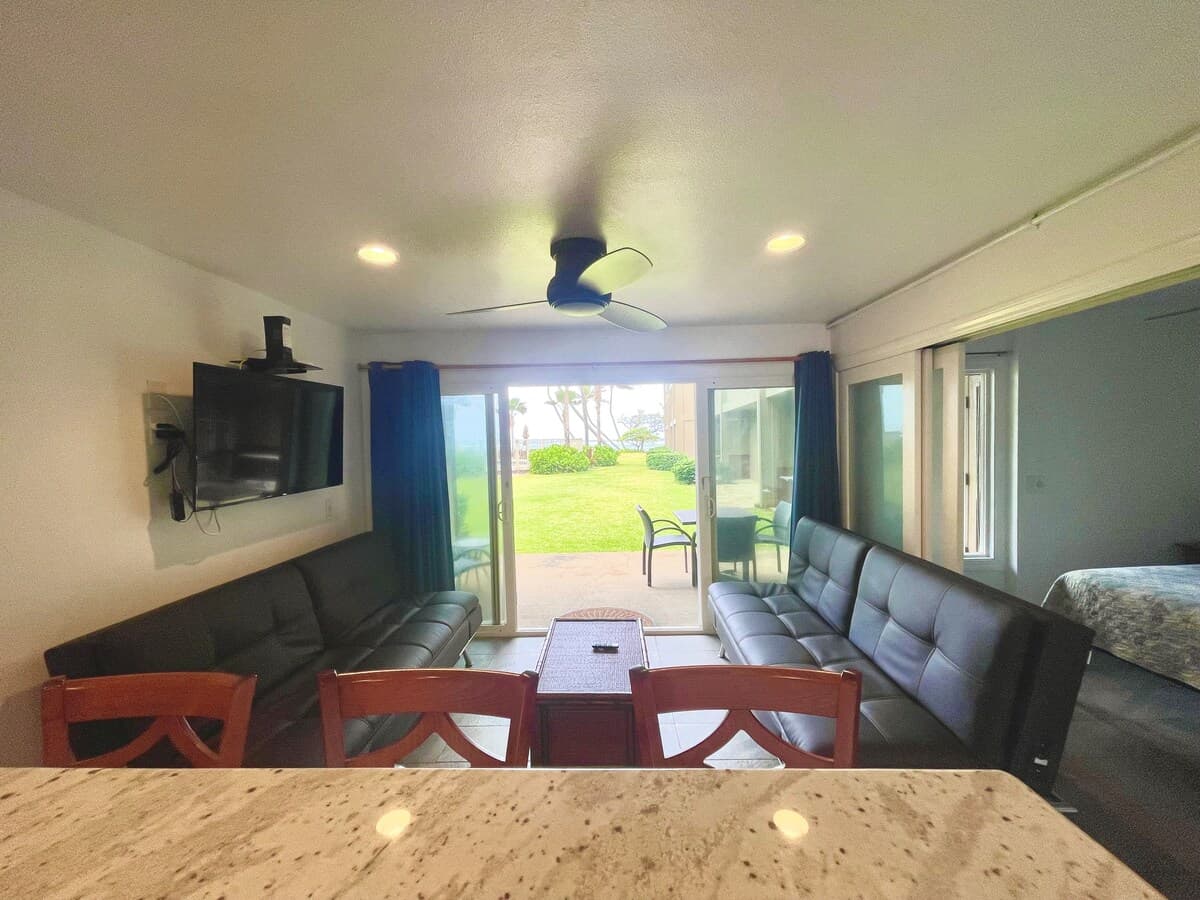 Condo in Kapaa · ★4.64 · 2 bedrooms · 2 beds · 1.5 private baths - Photo 2