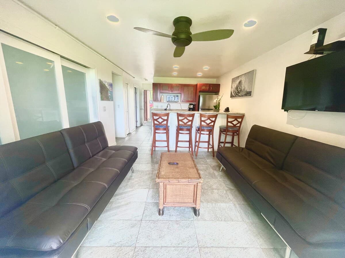 Condo in Kapaa · ★4.64 · 2 bedrooms · 2 beds · 1.5 private baths - Photo 3
