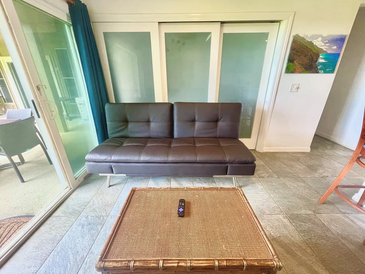 Condo in Kapaa · ★4.64 · 2 bedrooms · 2 beds · 1.5 private baths - Photo 5