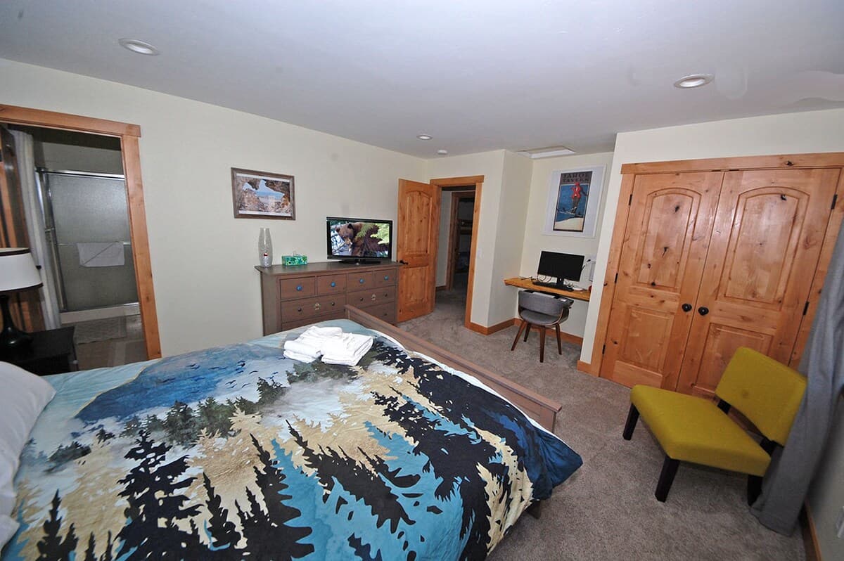 Ski-In/Ski-Out Hot Tub + Game Room, Near Heavenly - Photo 2