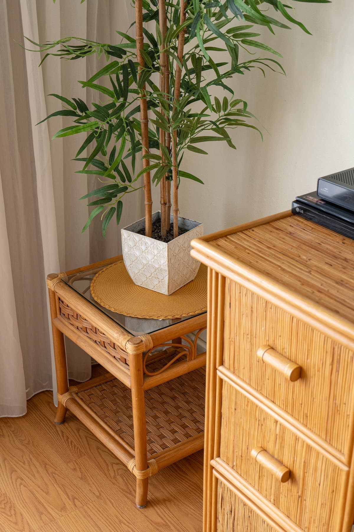 Condo in Honolulu · ★4.81 · Studio · 2 beds · 1 private bath - Photo 5