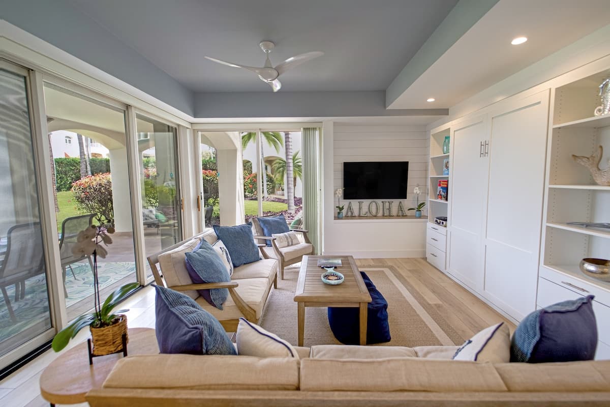 Condo in Kihei · ★4.94 · 1 bedroom · 2 beds · 2 baths - Photo 4