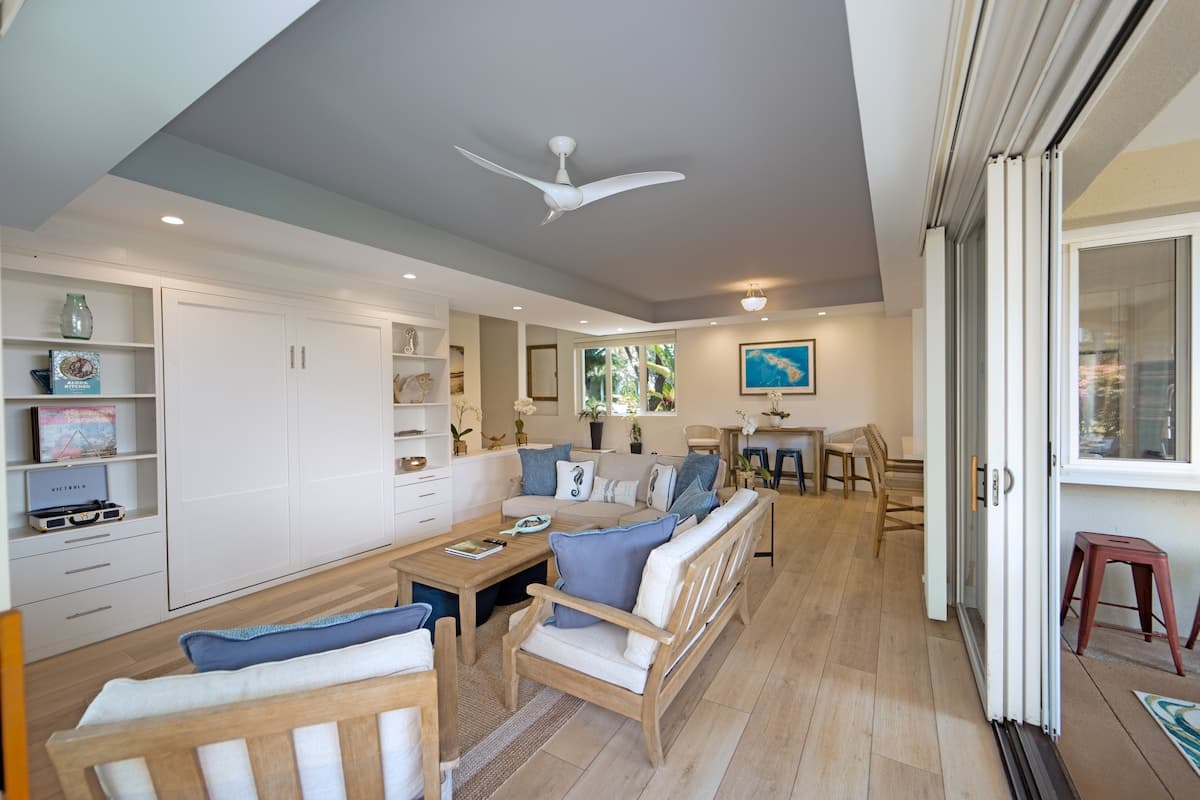 Condo in Kihei · ★4.94 · 1 bedroom · 2 beds · 2 baths - Photo 5