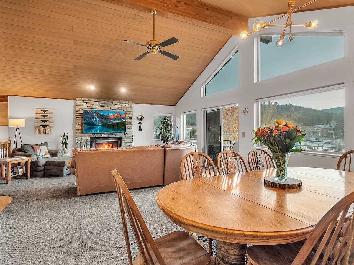 Tahoe Keys Waterfront Home with Dock & Hot Tub - Photo 4