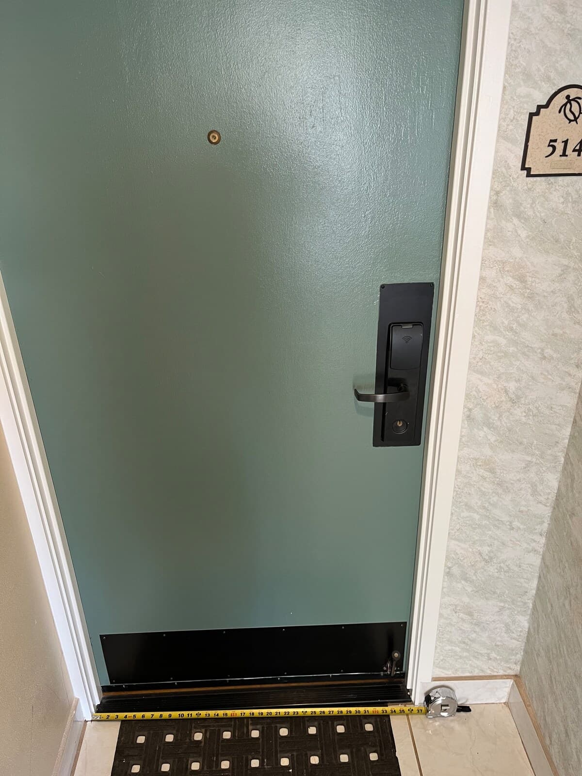 Resort in Lahaina · ★4.92 · Studio · 1 bed · 1 private bath - Photo 3