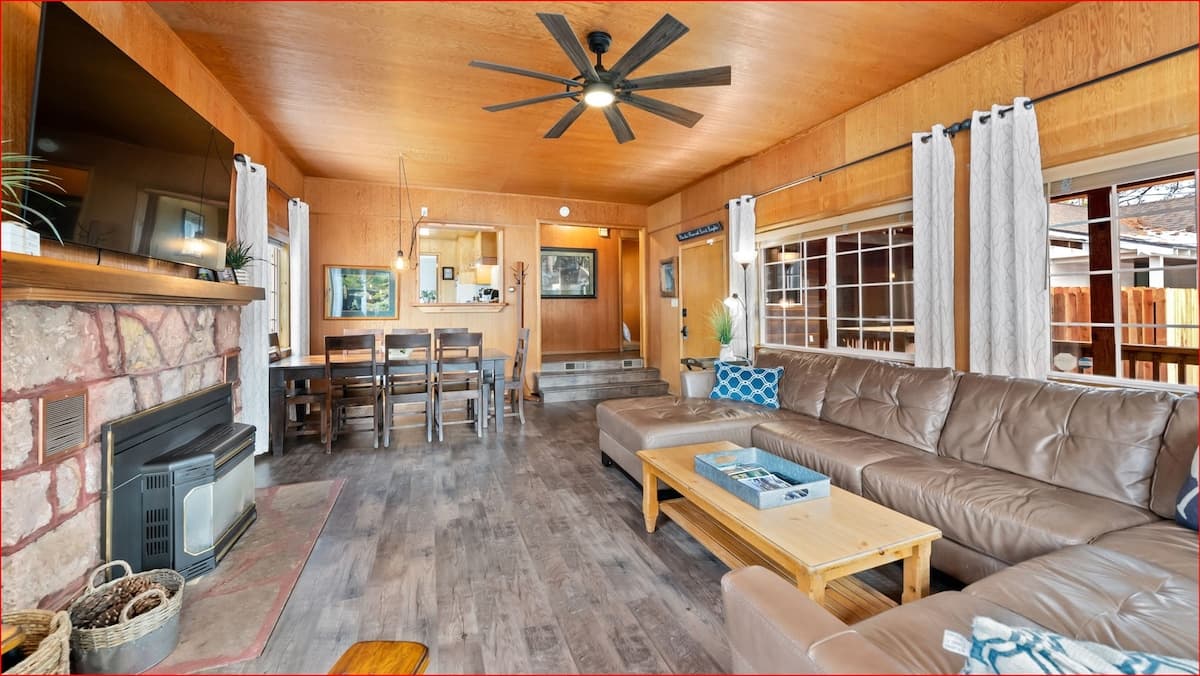 Walkable Cabin Near Heavenly Gondola & Beach - Photo 5