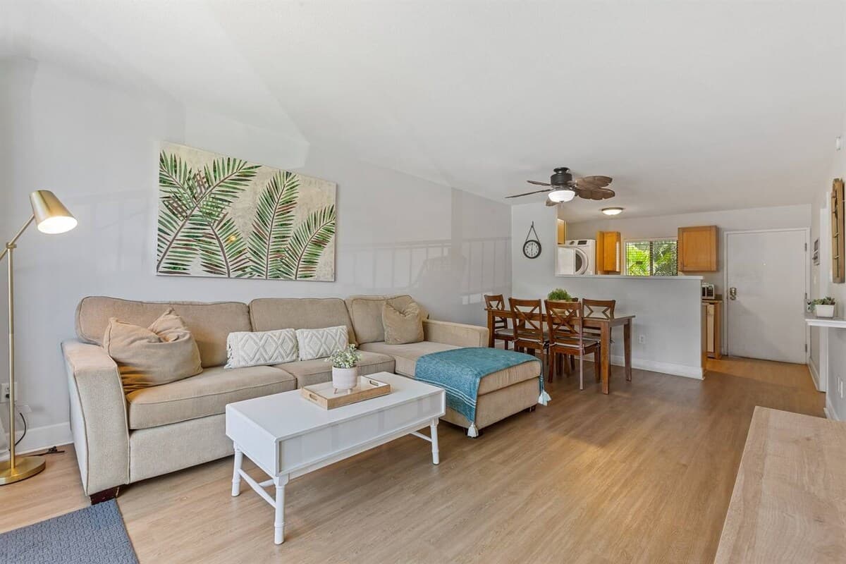 Condo in Kihei · ★4.69 · 2 bedrooms · 2 beds · 2 private baths - Photo 5