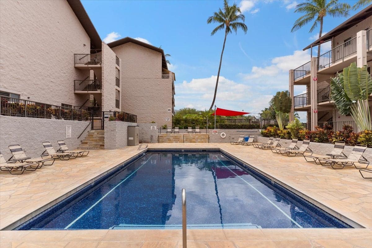 Condo in Kihei · ★4.9 · 1 bedroom · 2 beds · 1 bath - Photo 1