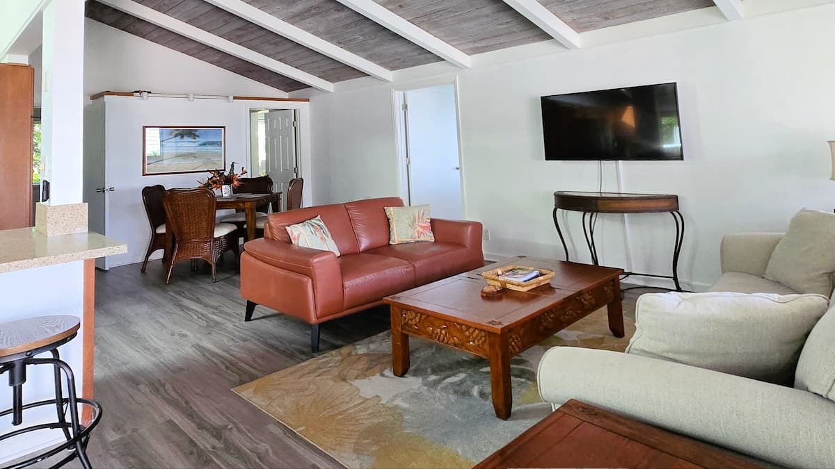 Home in Kailua-Kona · ★5.0 · 3 bedrooms · 6 beds · 2 private baths - Photo 1