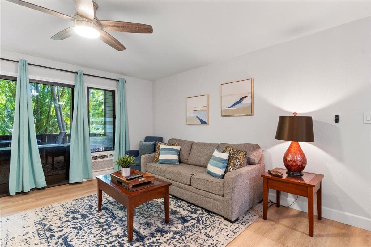 Condo in Kihei · ★4.96 · 1 bedroom · 2 beds · 1 bath - Photo 3