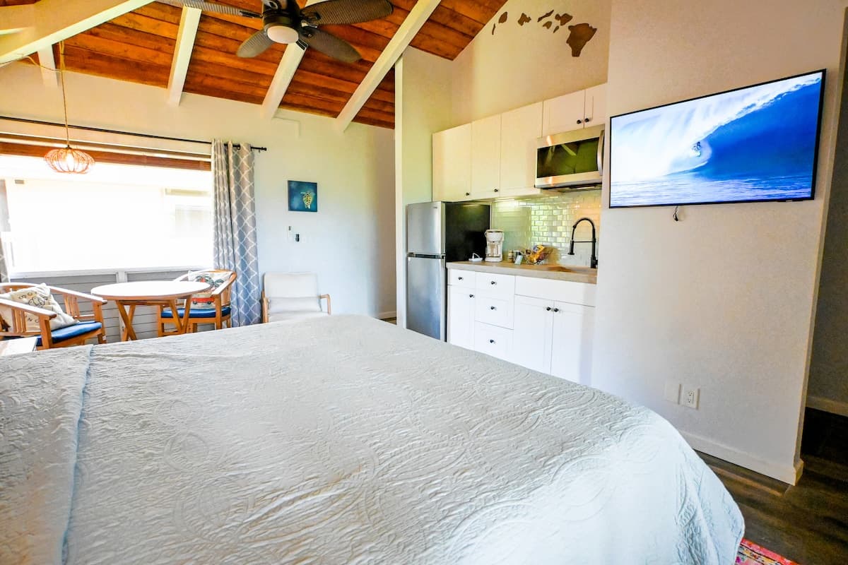 Condo in Princeville · ★4.96 · Studio · 1 bed · 1 bath - Photo 4
