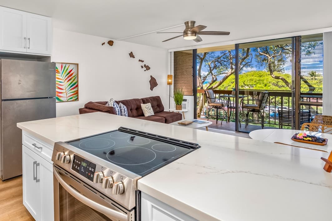 Condo in Kihei · ★4.95 · 1 bedroom · 2 beds · 1 private bath - Photo 3