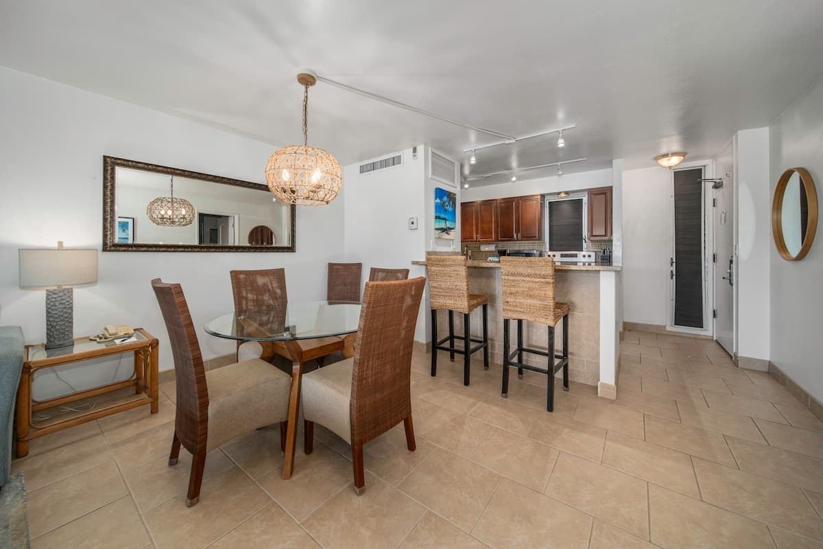 Unit H204 Garden View 1 BD/1BA + Bonus Room - Photo 3