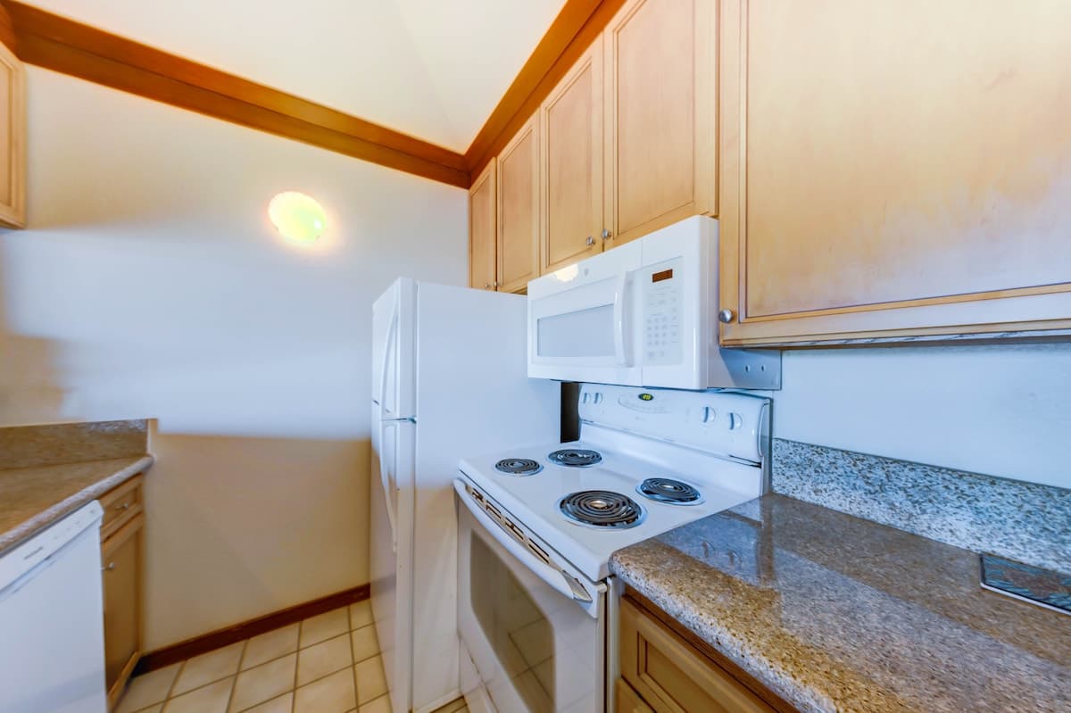 Kiahuna Plantation Resort Partial Ocean 1BD/1BA - Photo 5