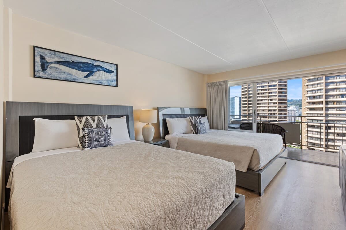 Hotel in Honolulu · ★4.8 · 1 bedroom · 3 beds · 1 private bath - Photo 2