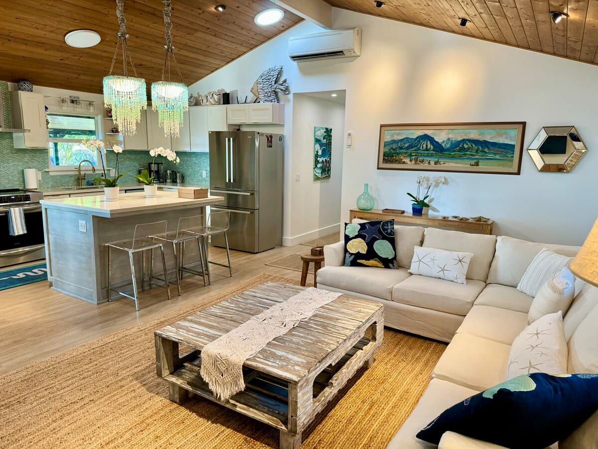 Villa in Paia · ★4.92 · 3 bedrooms · 3 beds · 3 baths - Photo 5