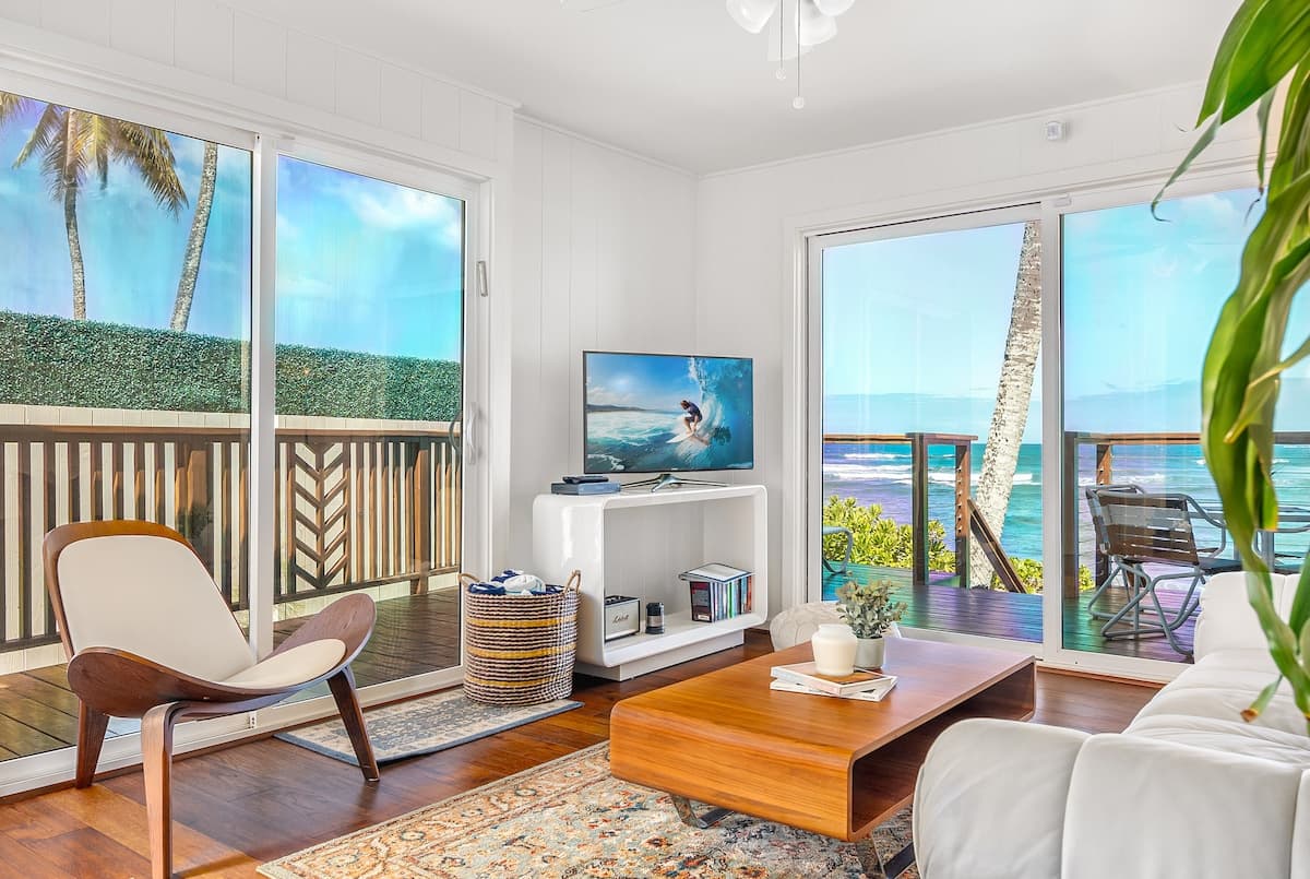 Home in Haleiwa · ★4.98 · 1 bedroom · 1 bed · 1 private bath - Photo 4