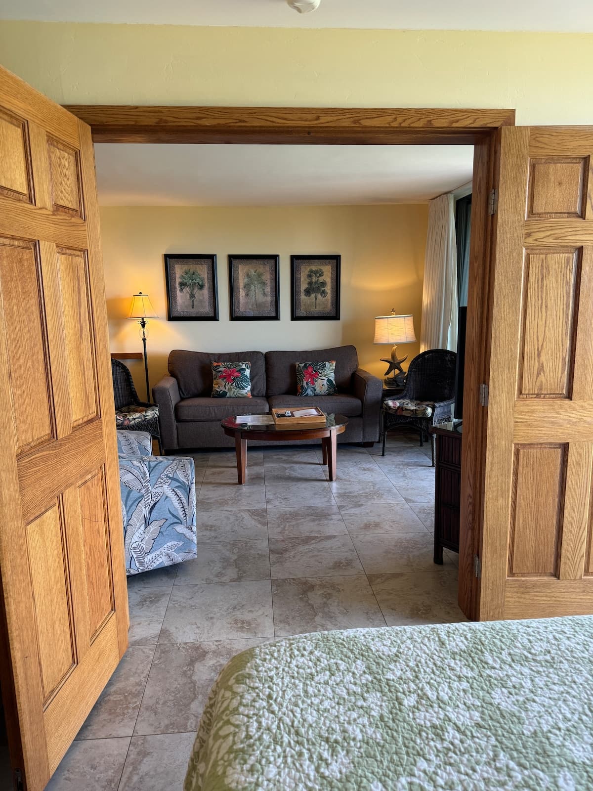 Stunning 2BD/2BA Oceanfront Condo - Photo 5