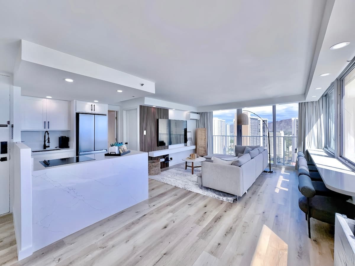 Top FL-Grand Ocean View Suite-Waikiki Beach - Photo 4