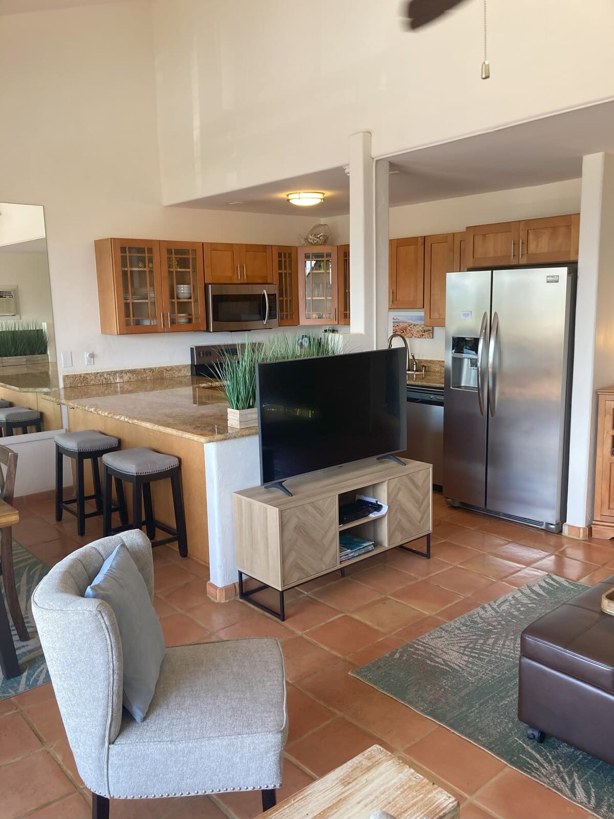 Condo in Kihei · ★4.94 · 2 bedrooms · 4 beds · 1 private bath - Photo 5