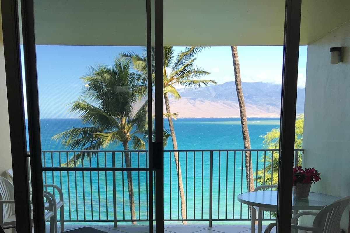Condo in Kihei · ★4.96 · 1 bedroom · 3 beds · 1 bath - Photo 1