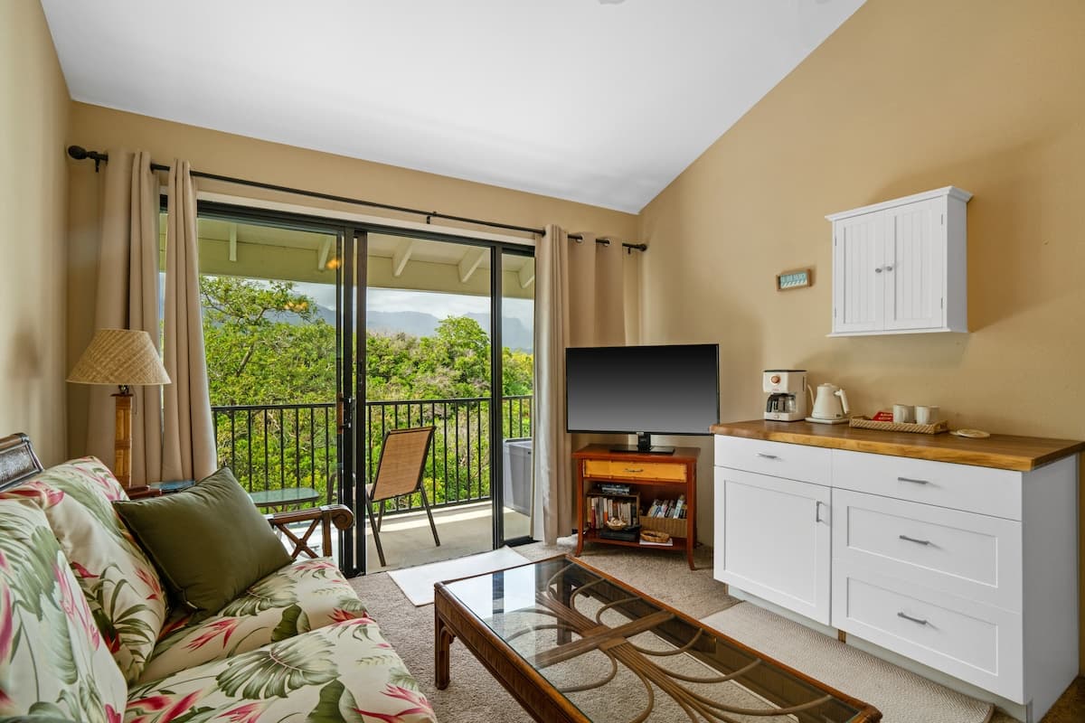 Studio steps from the beach! - Photo 2