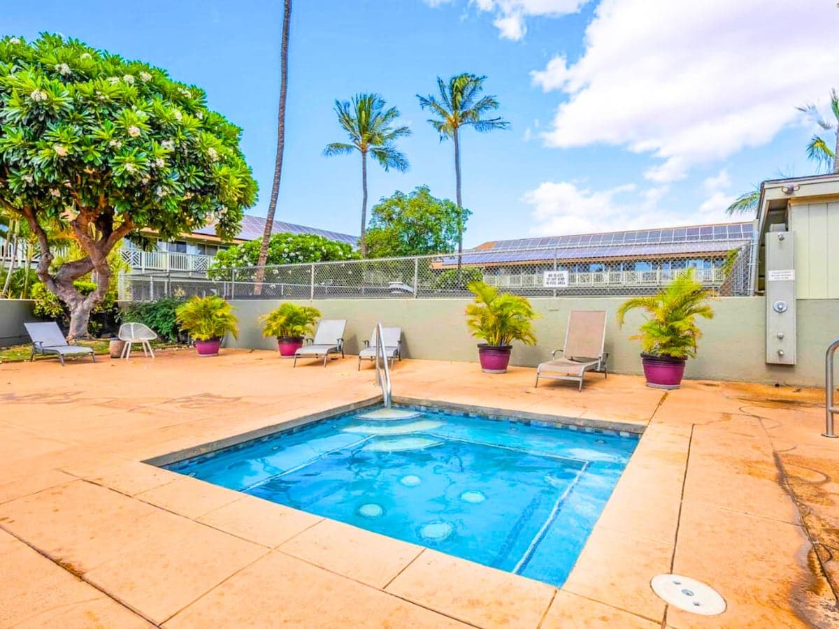 100 steps from the beach! Tranquil Seaside Oasis - Photo 4