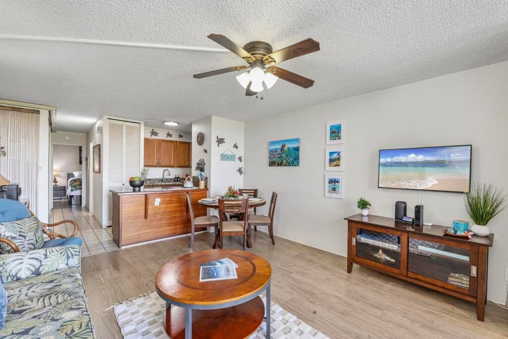 Condo in Kihei · ★5.0 · 1 bedroom · 2 beds · 1 bath - Photo 5