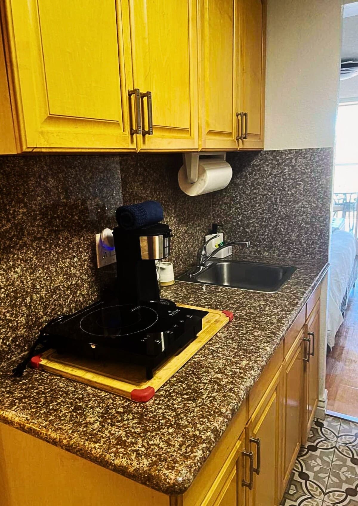 *29th Flr Cozy Studio in the Heart of Waikiki - Photo 4