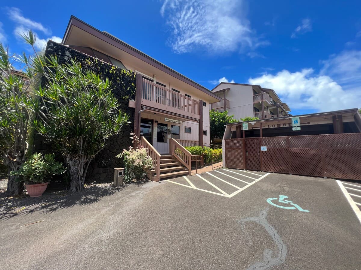 Honu Hale Banyan Harbor Lihue - Photo 1