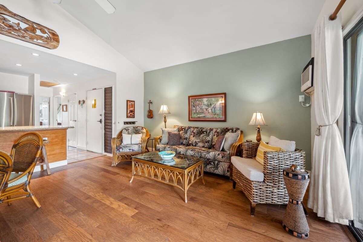 Condo in Kihei · ★4.96 · 2 bedrooms · 4 beds · 1 bath - Photo 1