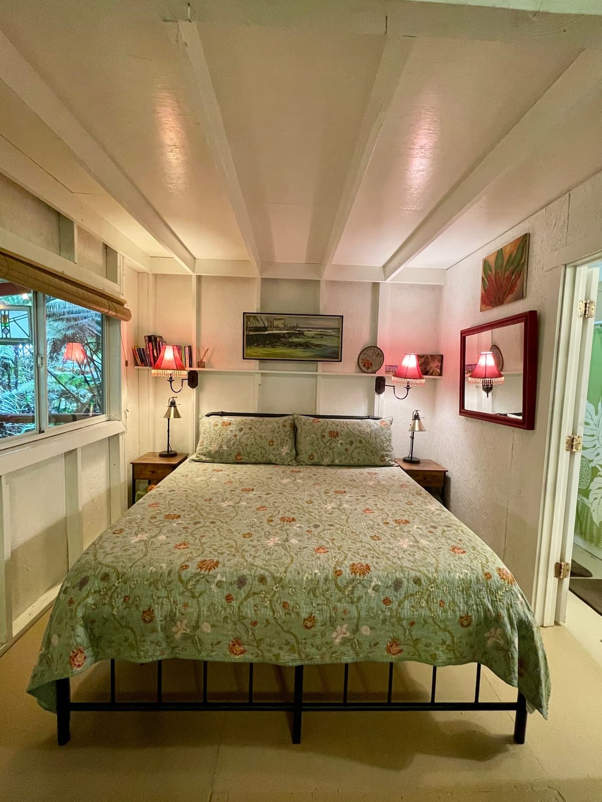 Cabin in Kailua-Kona · ★4.94 · 1 bedroom · 1 bed · 1 bath - Photo 3