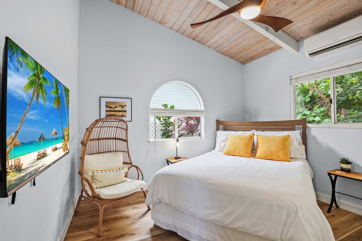 Home in Kailua-Kona · ★4.85 · 5 bedrooms · 9 beds · 3 private baths - Photo 2