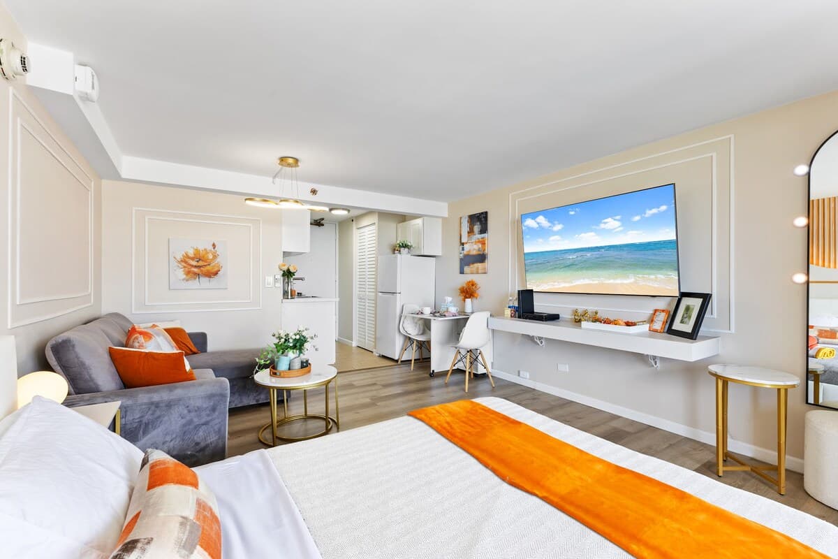 20FL-Stunning Waikiki Studio-7min Walk to Beach! - Photo 5
