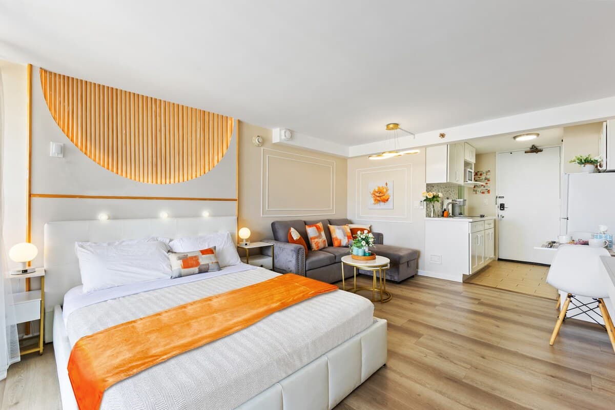 20FL-Stunning Waikiki Studio-7min Walk to Beach! - Photo 4