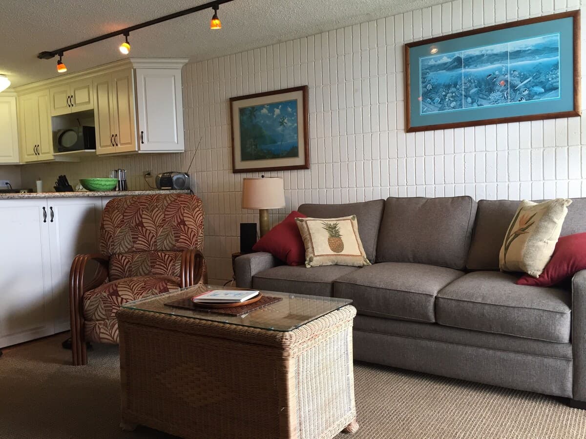 Condo in Hauula · ★4.85 · 1 bedroom · 2 beds · 1 private bath - Photo 3