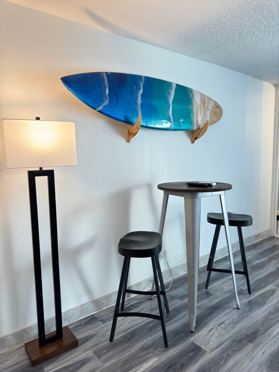 Condo in Honolulu · ★4.5 · Studio · 2 beds · 1 private bath - Photo 3