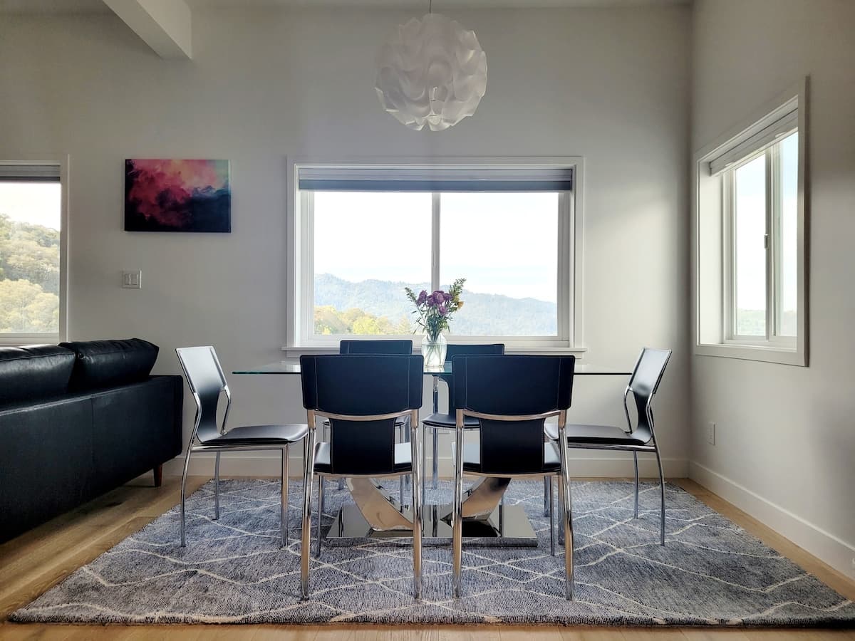 Secluded 5,000 sqft Villa with Bay Area Views - Photo 5