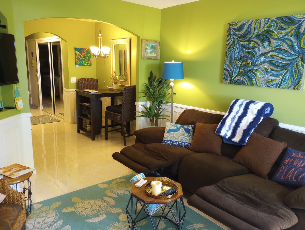 Condo in Kihei · ★4.98 · 1 bedroom · 2 beds · 1 bath - Photo 5