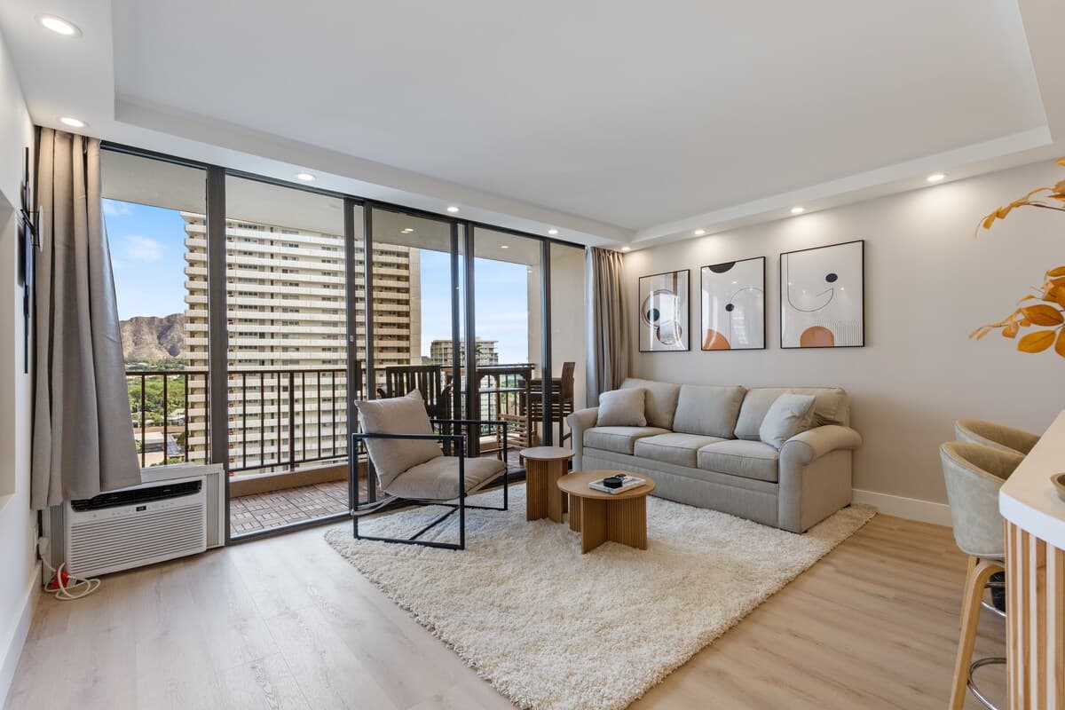 Hotel in Honolulu · ★4.71 · 1 bedroom · 3 beds · 1 private bath - Photo 3